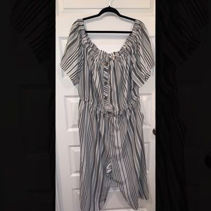 Black and White Striped Jumpsuit Size 3x